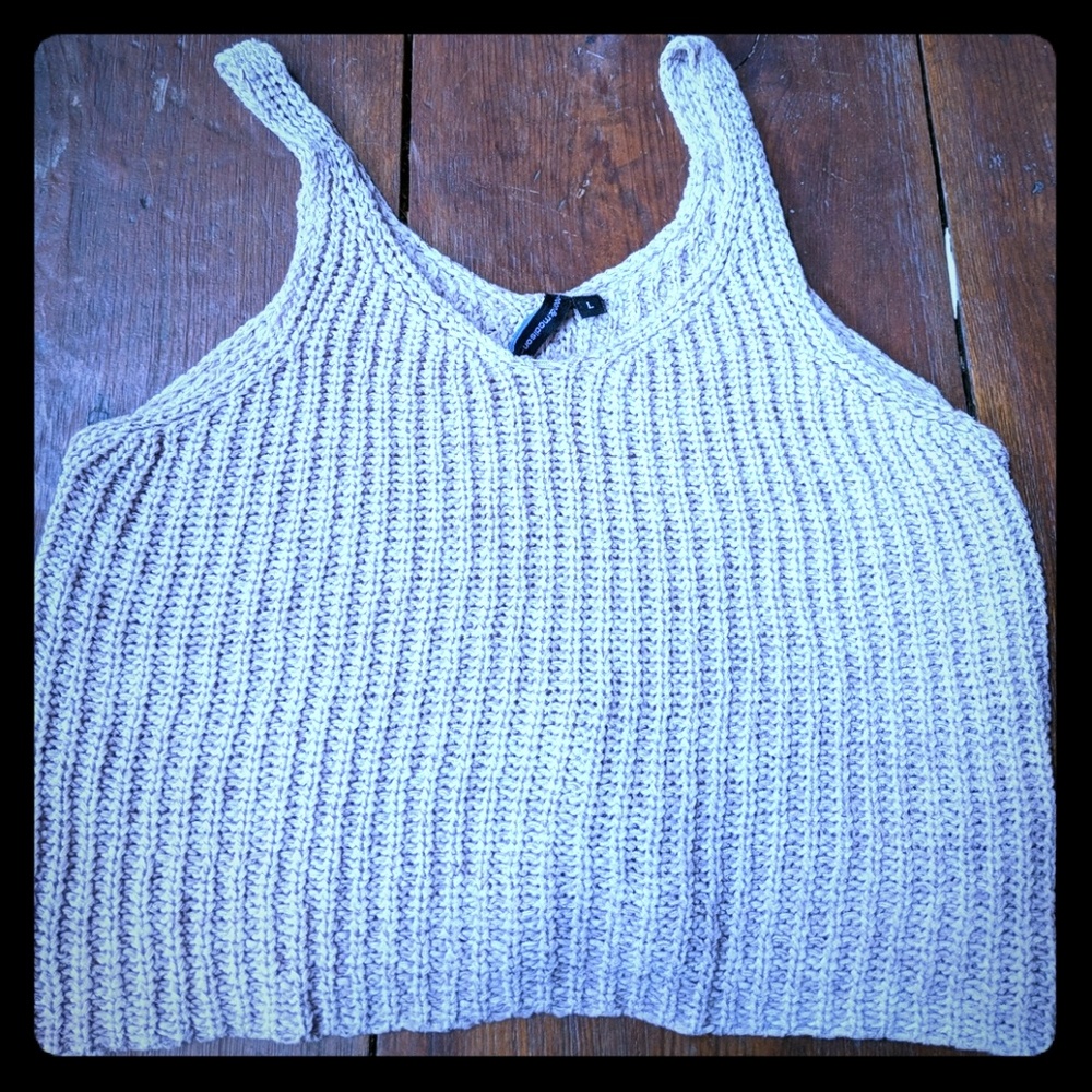 Moon & Madison crop sweater tank